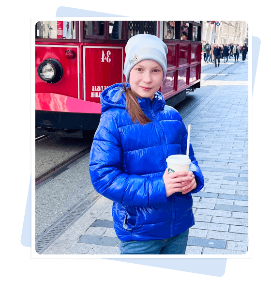 Иллюстрация для статьи "Я поняла, что могу говорить на английском»: история 13-летней ученицы Инглекс"