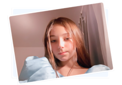 Обложка для статьи «С оценками в школе произошло чудо — по английскому получаю одни пятерки»